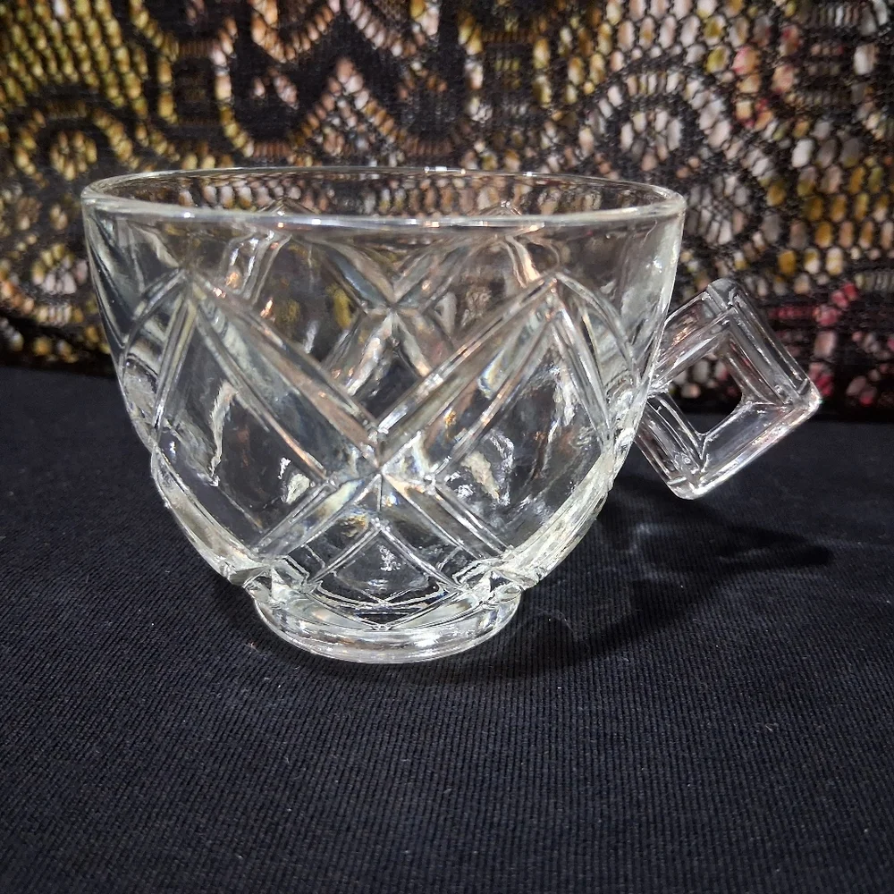 Vintage Colony Diamond Block Lattice Clear Glass Teacups Punch Pitman-Dreitzer